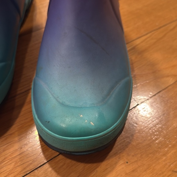Bogs girls bloom ombré rubber rain boots size 4. - Picture 2 of 9